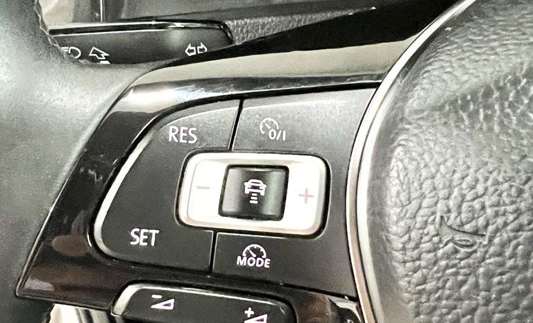 Volkswagen / Golf VII 5p 1.6 TDI 115cv  ADVANCE lleno