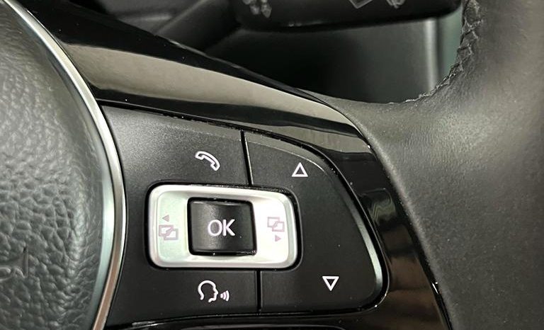 Volkswagen / Golf VII 5p 1.6 TDI 115cv  ADVANCE lleno