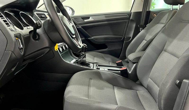 Volkswagen / Golf VII 5p 1.6 TDI 115cv  ADVANCE lleno