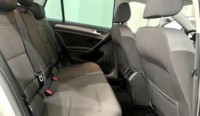 Volkswagen / Golf VII 5p 1.6 TDI 115cv  ADVANCE lleno