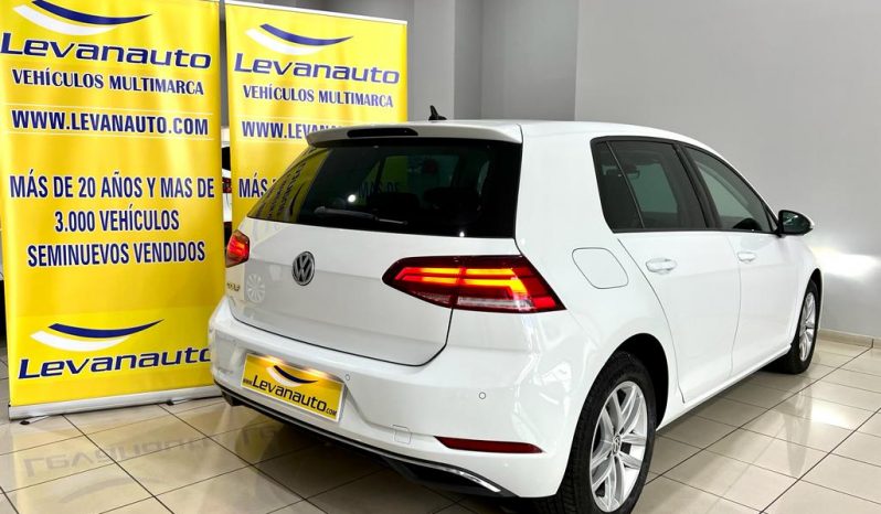 Volkswagen / Golf VII 5p 1.6 TDI 115cv  ADVANCE lleno