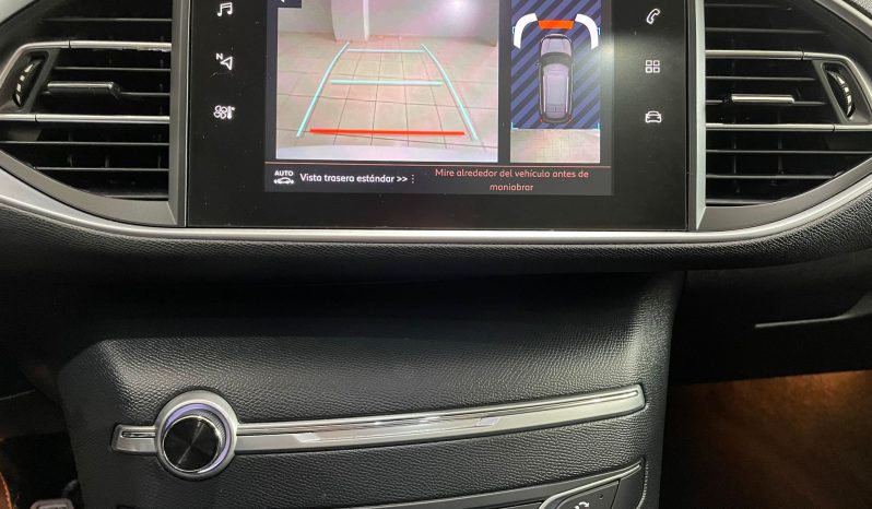 Peugeot / 308 SW HDI 130cv Allure lleno