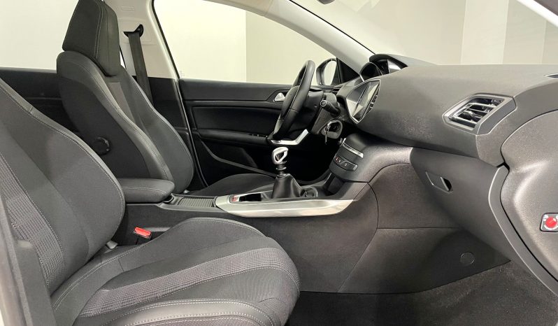 Peugeot / 308 SW HDI 130cv Allure lleno