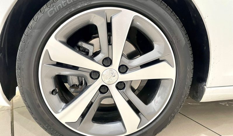 Peugeot / 308 SW HDI 130cv Allure lleno