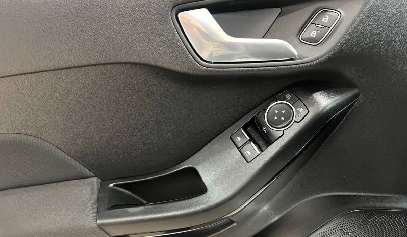 Ford / Fiesta 5p 1.1i Trend lleno