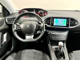 Peugeot / 308 5p VTI 130cv Allure lleno
