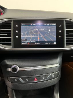 Peugeot / 308 5p VTI 130cv Allure lleno