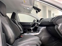 Peugeot / 308 5p VTI 130cv Allure lleno