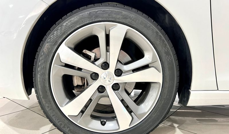 Peugeot / 308 5p VTI 130cv Allure lleno