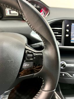 Peugeot / 308 5p VTI 130cv Allure lleno