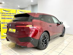 BMW/ iX  xDrive40 lleno