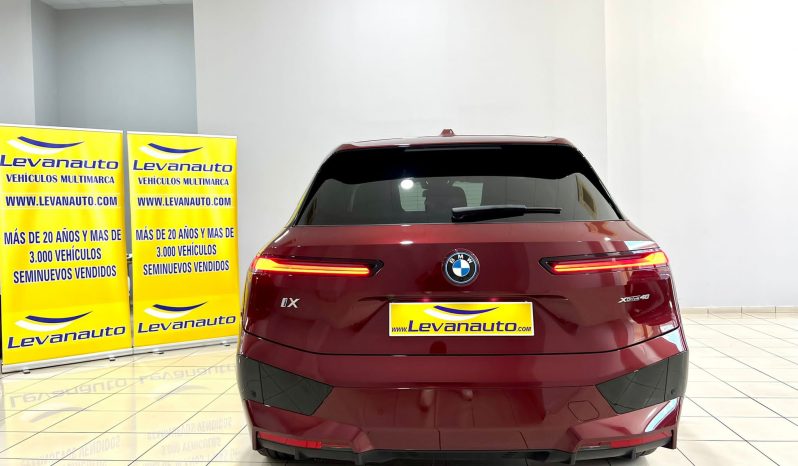 BMW/ iX  xDrive40 lleno