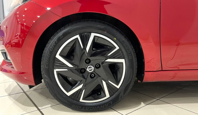 Nissan / Micra 5p Automatic lleno