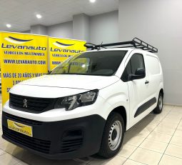 Peugeot / Partner Furgón lleno