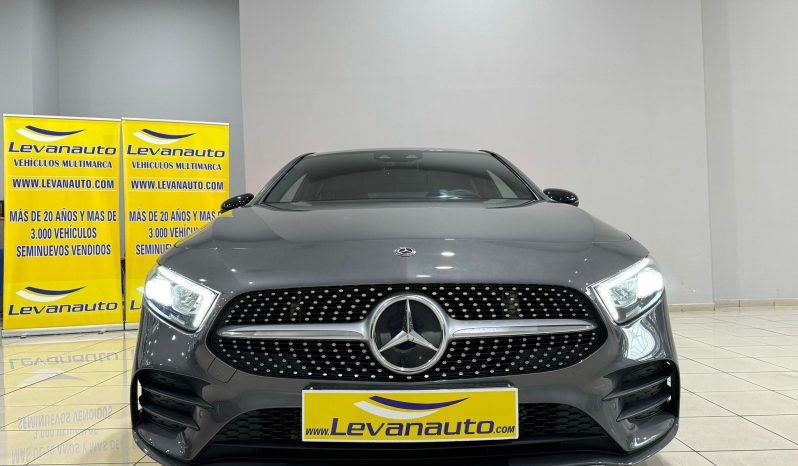 Mercedes Benz / A  180d lleno