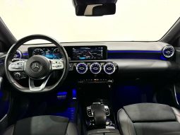 Mercedes Benz / A  180d lleno
