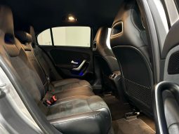 Mercedes Benz / A  180d lleno
