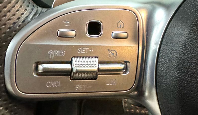 Mercedes Benz / A  180d lleno