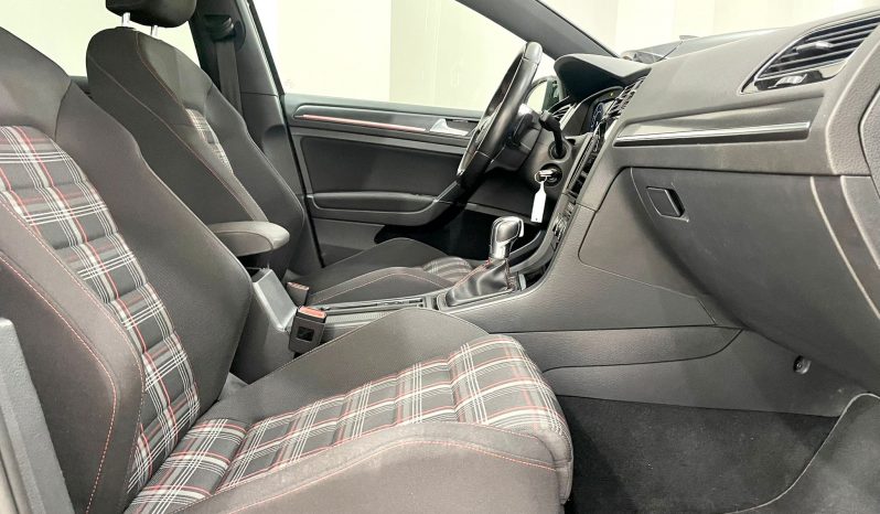 Volkswagen / Golf VII 5p GTI 245cv lleno