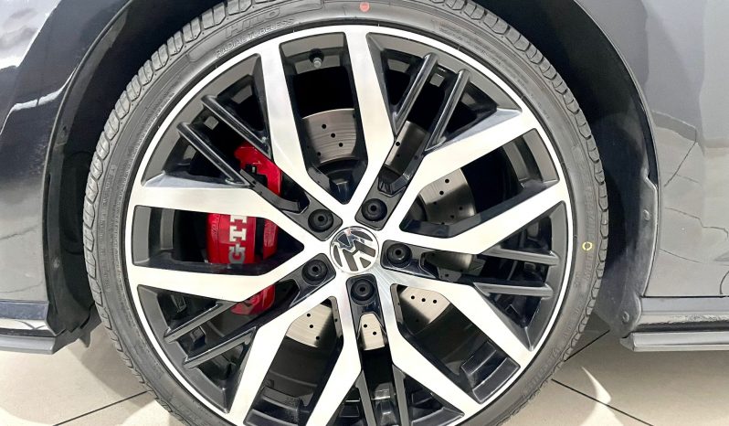 Volkswagen / Golf VII 5p GTI 245cv lleno