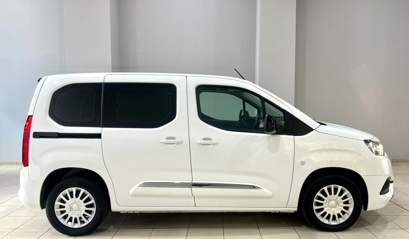 Toyota / Proace City 1.5D 100cv lleno