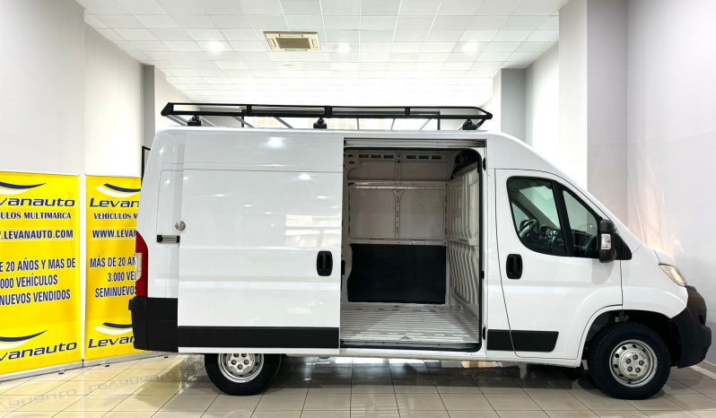 Opel / Movano Furgón L2H2 lleno