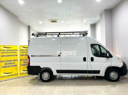Opel / Movano Furgón L2H2 lleno
