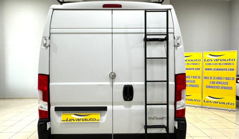Opel / Movano Furgón L2H2 lleno
