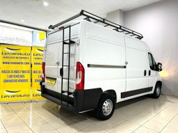 Opel / Movano Furgón L2H2 lleno