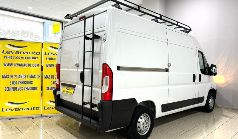Opel / Movano Furgón L2H2 lleno