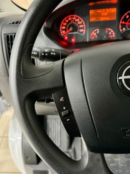 Opel / Movano Furgón L2H2 lleno
