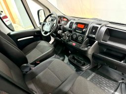 Opel / Movano Furgón L2H2 lleno