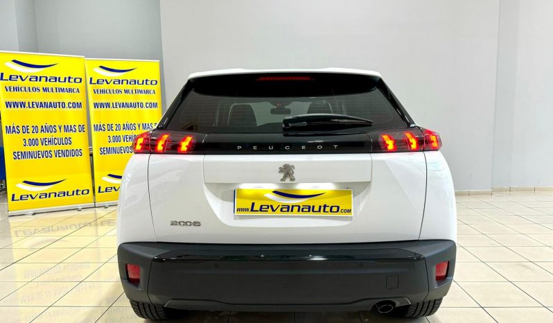 Peugeot / 2008  100cv lleno