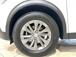 Peugeot / 2008  100cv lleno