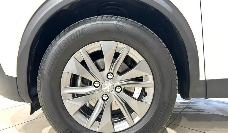 Peugeot / 2008  100cv lleno