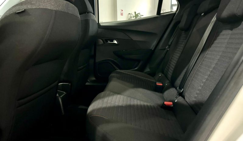 Peugeot / 2008  100cv lleno