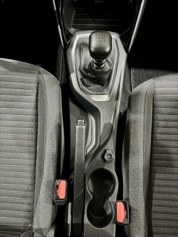 Peugeot / 2008  100cv lleno