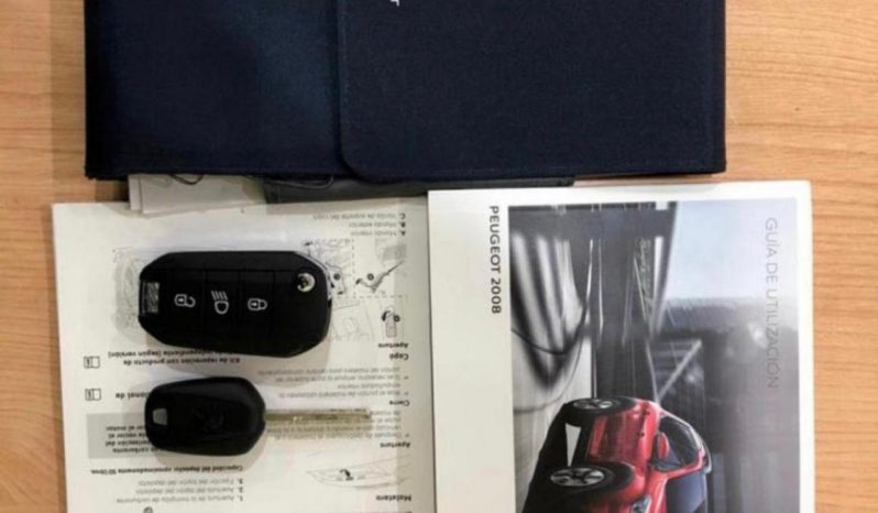 Peugeot / 2008  100cv lleno