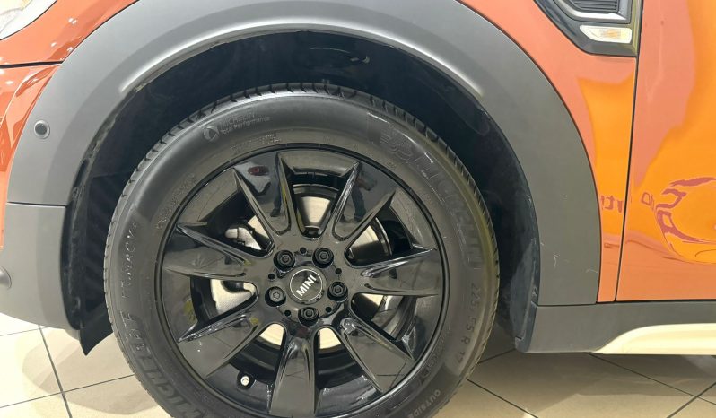 Mini / Countryman One D lleno