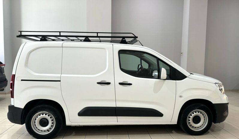 Opel / Combo  Furgon lleno