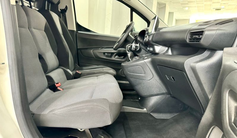 Opel / Combo  Furgon lleno