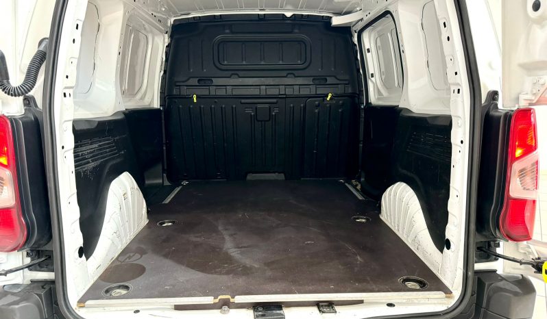 Opel / Combo  Furgon lleno