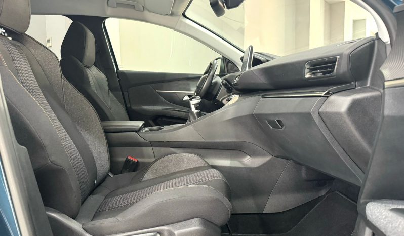 Peugeot / 3008 HDI 130cv lleno