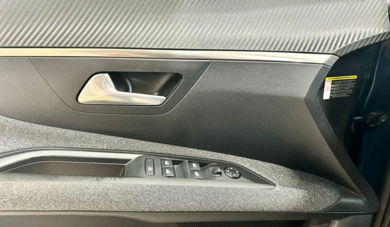 Peugeot / 3008 HDI 130cv lleno