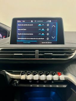 Peugeot / 3008 HDI 130cv lleno