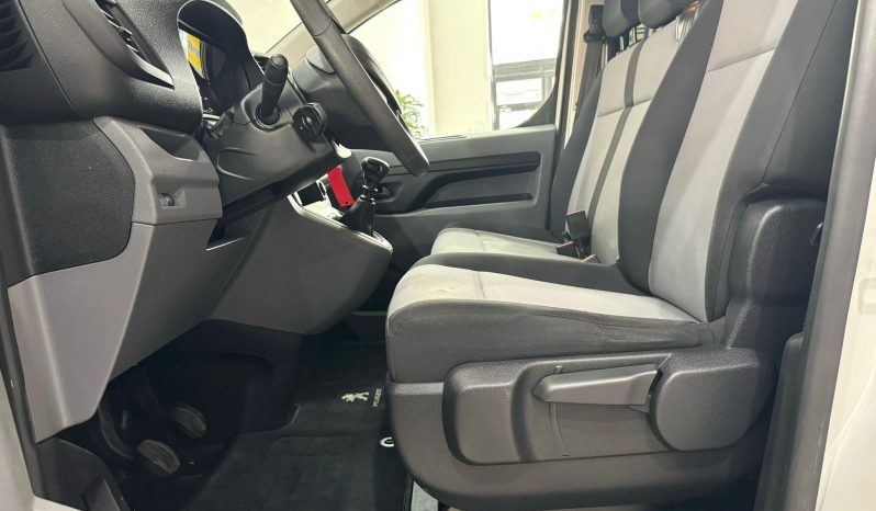 Peugeot / Expert Combi-6 HDI 100cv lleno