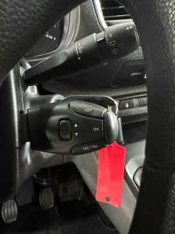 Peugeot / Expert Combi-6 HDI 100cv lleno