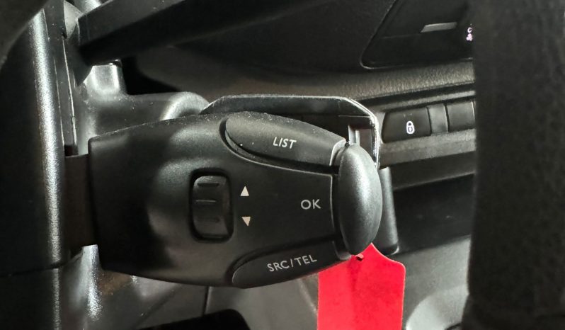 Peugeot / Expert Combi-6 HDI 100cv lleno