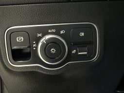 Mercedes Benz / GLA 200D lleno
