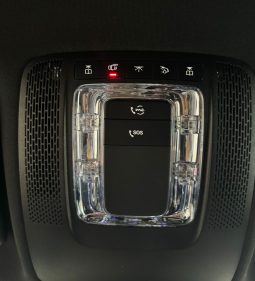 Mercedes Benz / GLA 200D lleno